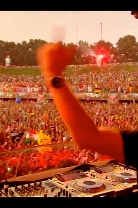 Hardwell Live @ Tomorrowland 2013