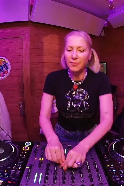 Fuse w/ Ellen Allien, Shaleen & Métaraph B3B @ Kiosk Radio 09.12.2023