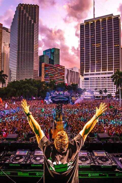 HARDWELL LIVE AT ULTRA MIAMI 2024